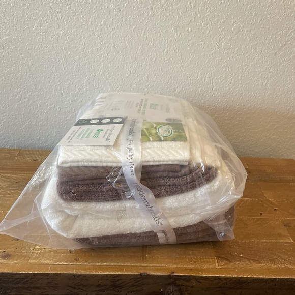 Modern Threads Quick Dry 6 Piece Towel Set - Picture 5 of 7